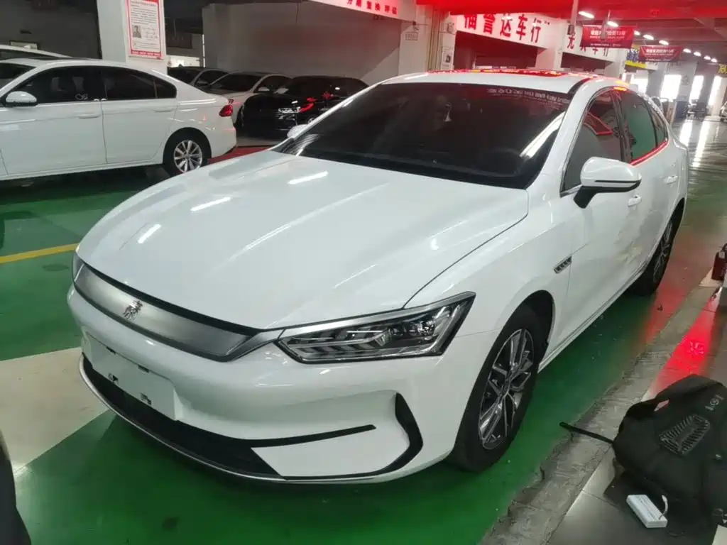 BYD Qin PLUS 2021 EV 400KM Luxury Model