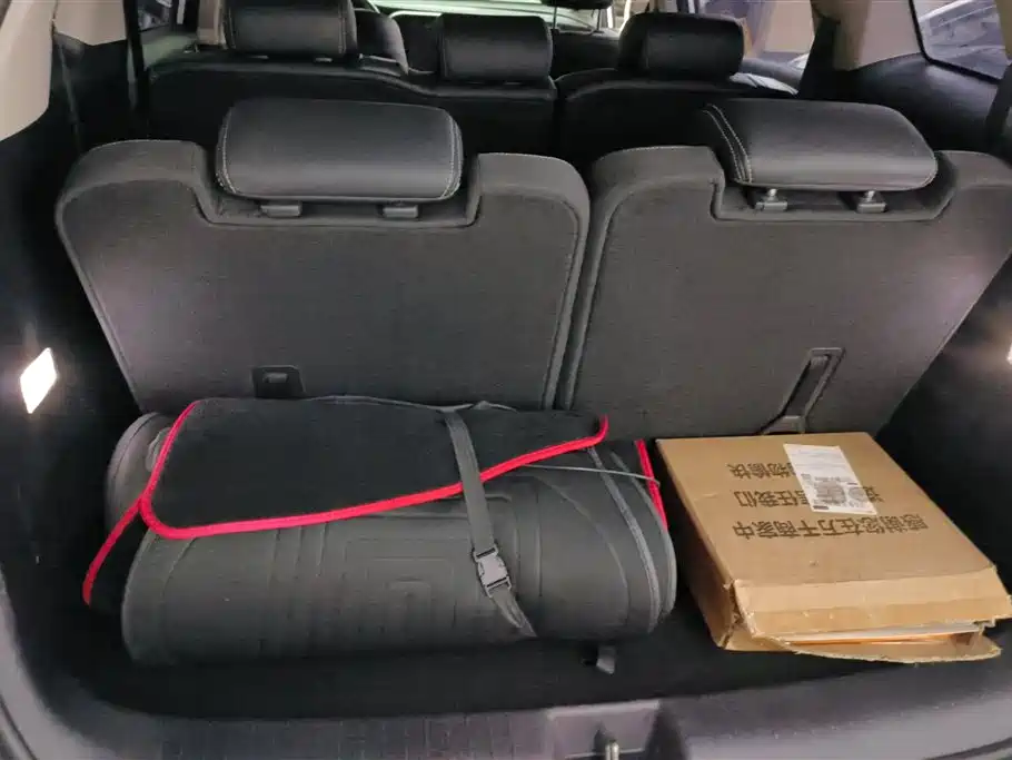 BYD Song MAX 2017 1.5T Auto Smart Elite 7-Seater фото 4