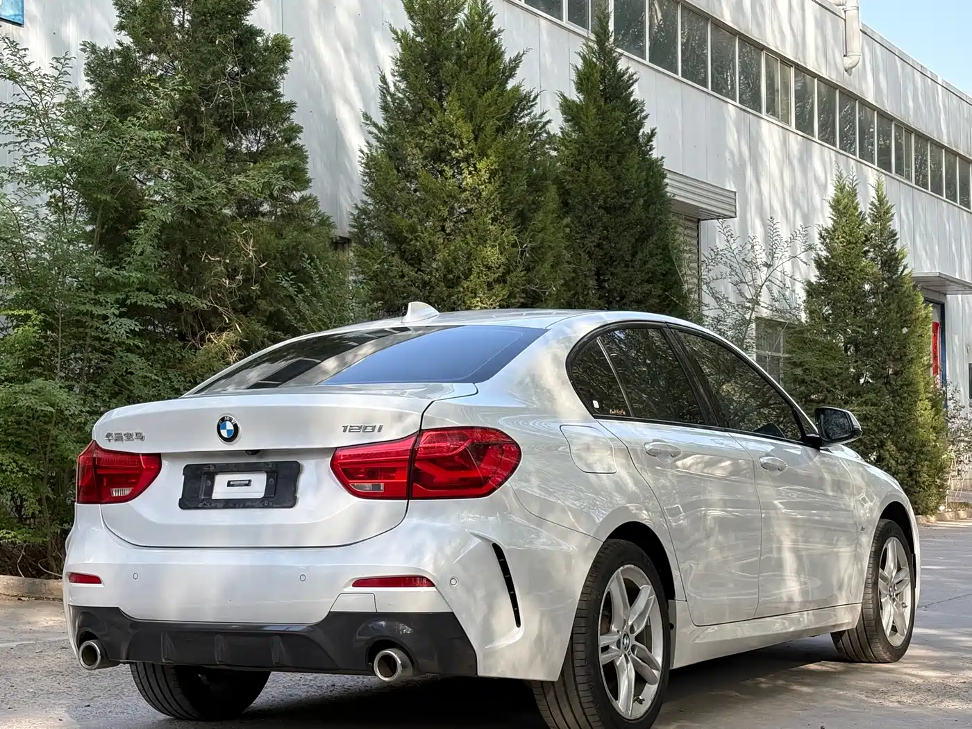 BMW 1 Series 2020 Model 120i M Sport Package фото 9
