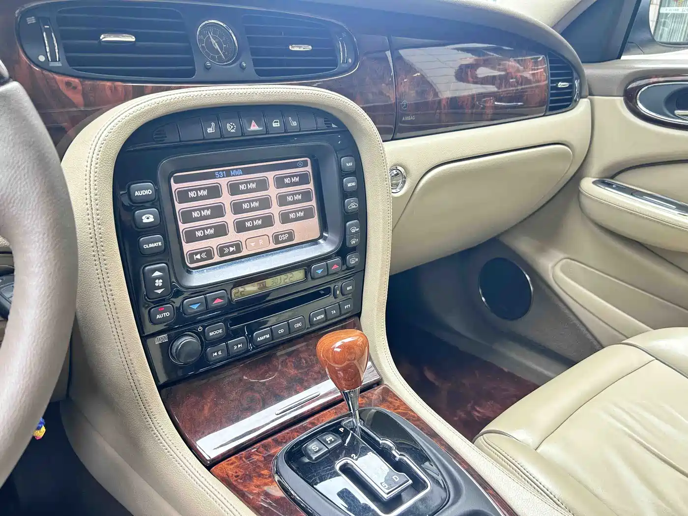 Jaguar XJ 2006 2005 Model XJ6L 3.0