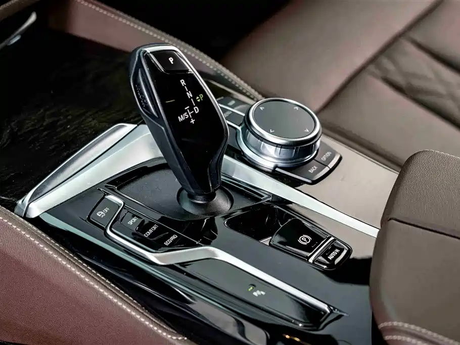 BMW 5 Series 2022 Facelift 525Li M Sport Package фото 11
