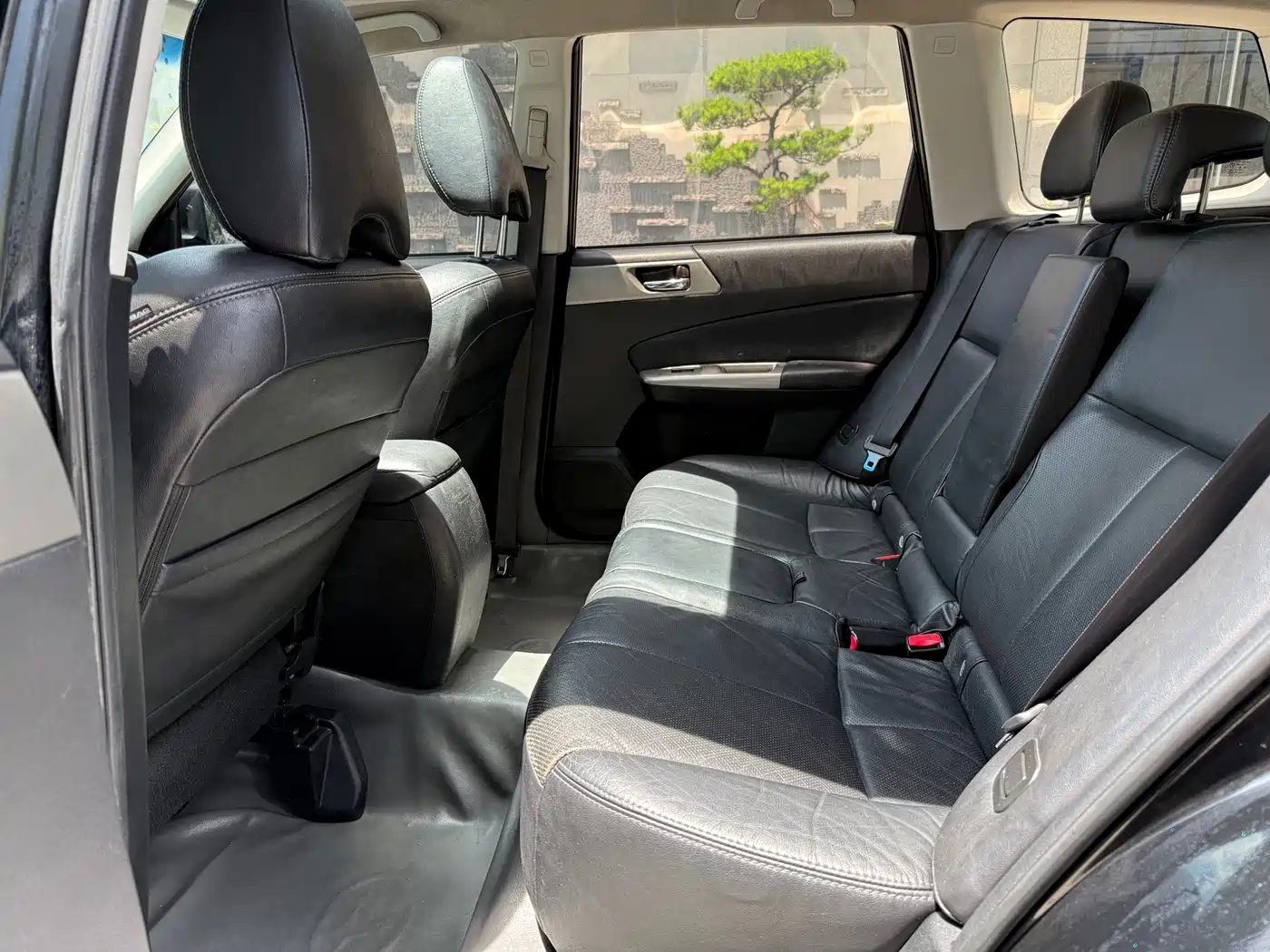 Subaru Forester 2011 2010 2.0XS Automatic Luxury Edition