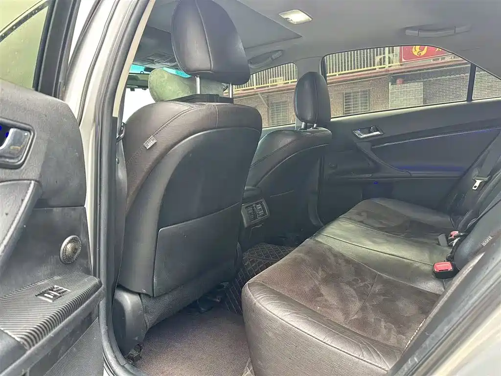 Toyota Reiz 2013 2.5V Premium Edition фото 5
