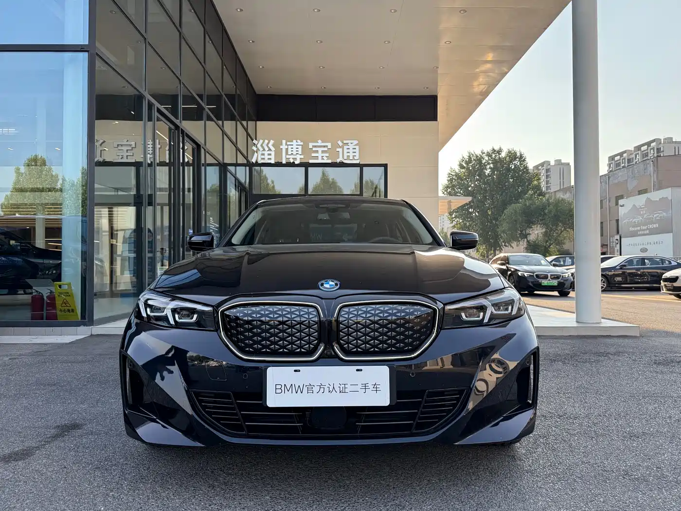 Фото 3 - BMW i3