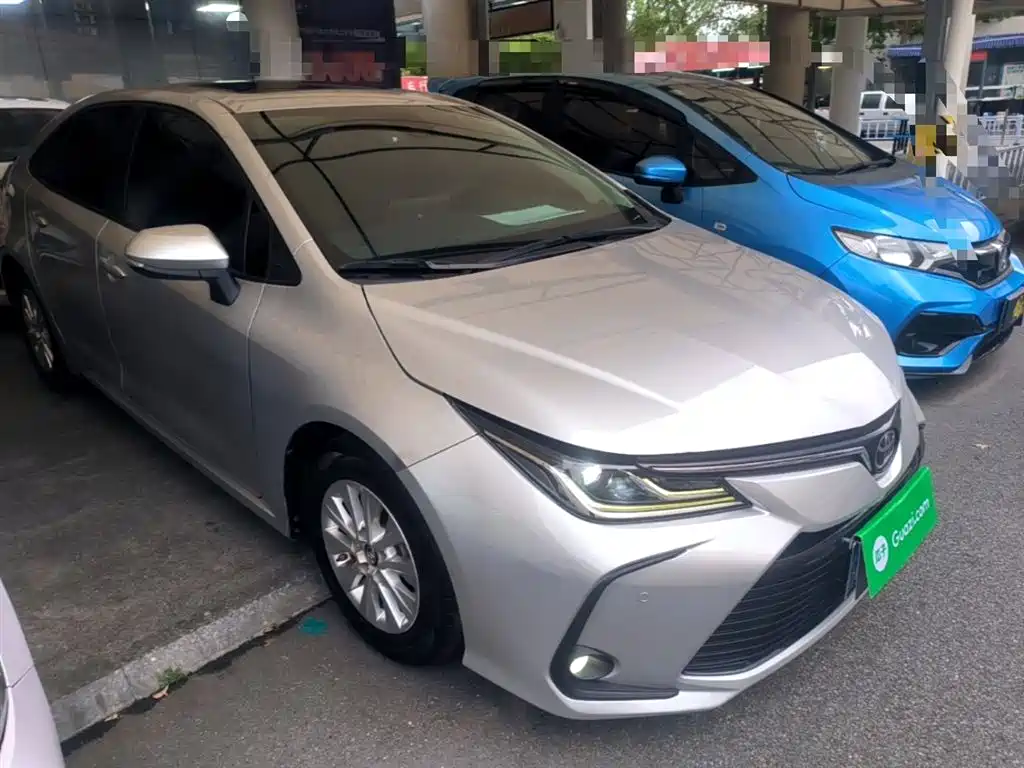 Toyota Corolla 2021 TNGA 1.5L CVT Elite Edition фото 4
