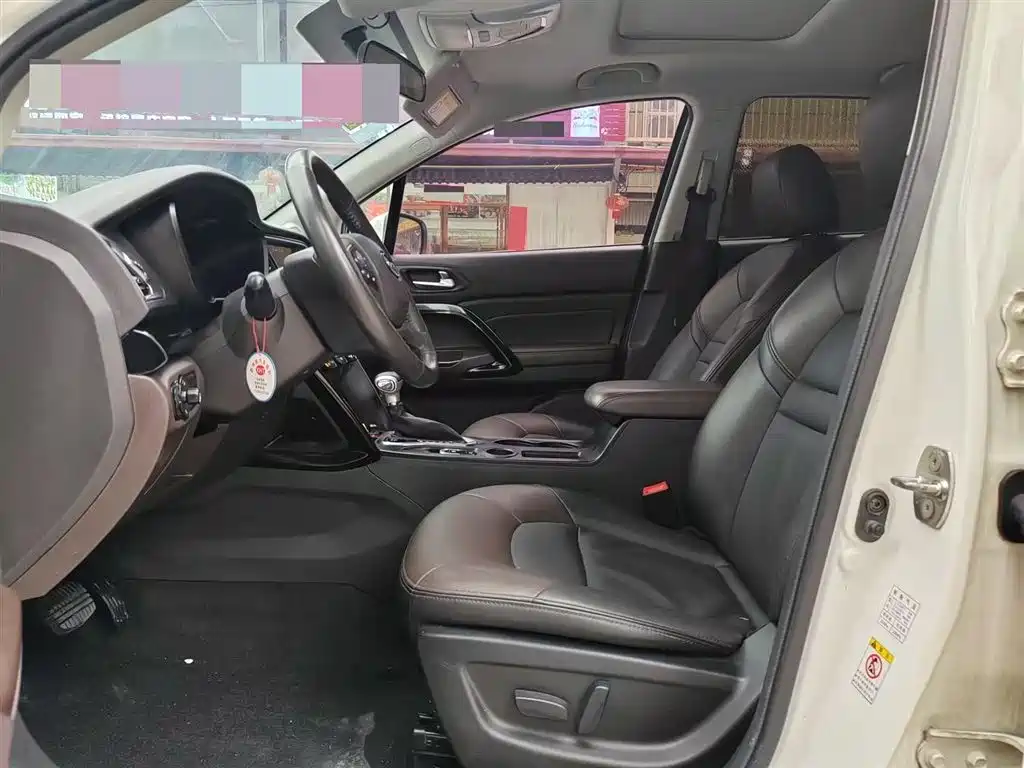 GAC Trumpchi Trumpchi GS4 2017 235T Automatic 2WD Luxury Smart Connected Edition фото 4