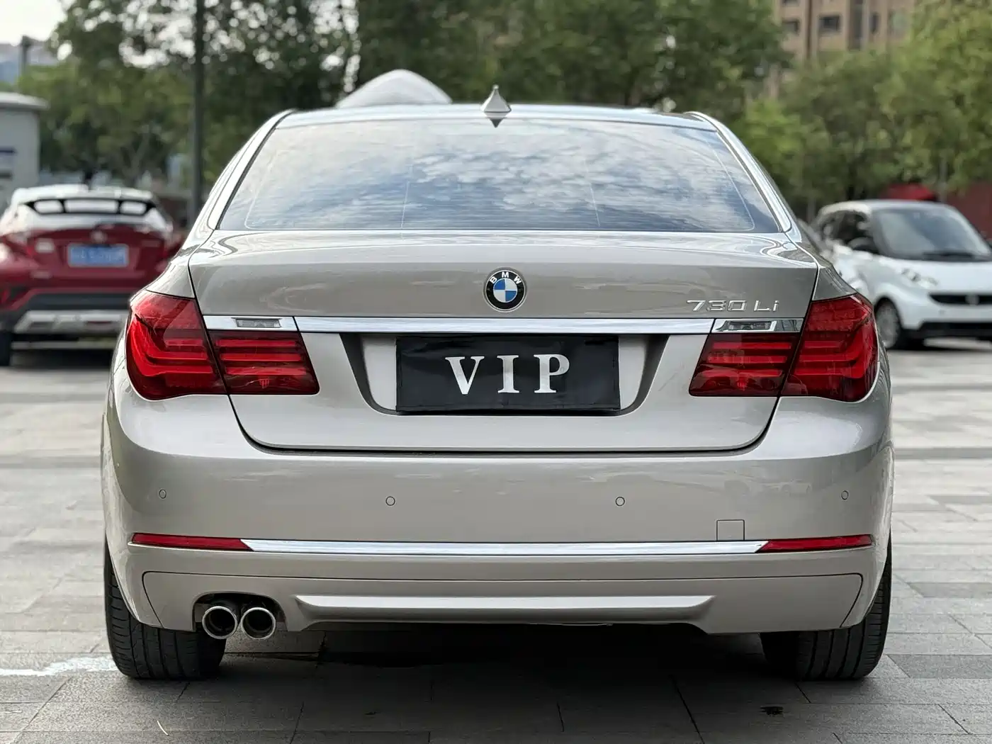 BMW 7 Series 2013 Model 730Li Luxury фото 4