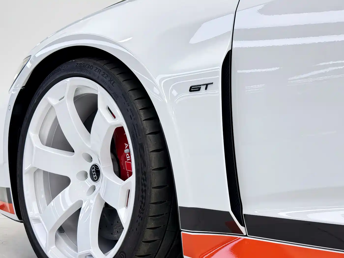 Audi RS 6 2025 RS 6 Avant GT фото 25