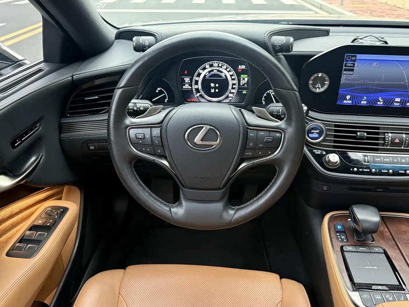 Lexus LS 2021 500h Excellence Edition фото 15