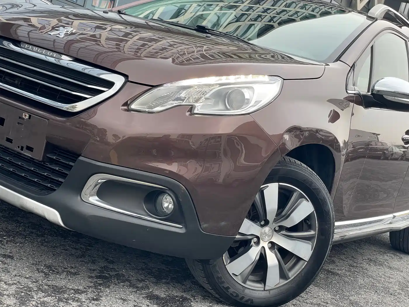 Peugeot 2008 2014 1.6L Automatic Navigation Edition фото 4