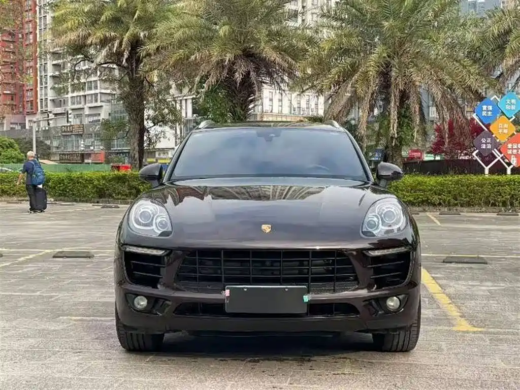 Porsche Macan 2017 Macan 2.0T фото 8