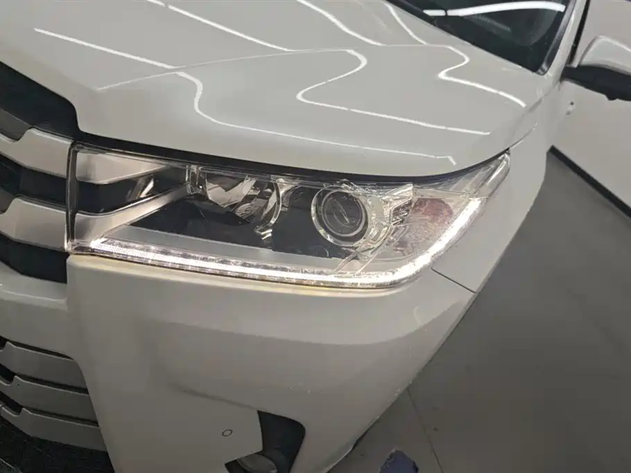 Toyota Highlander 2018 2.0T 4WD Luxury 7-seater China VI фото 5