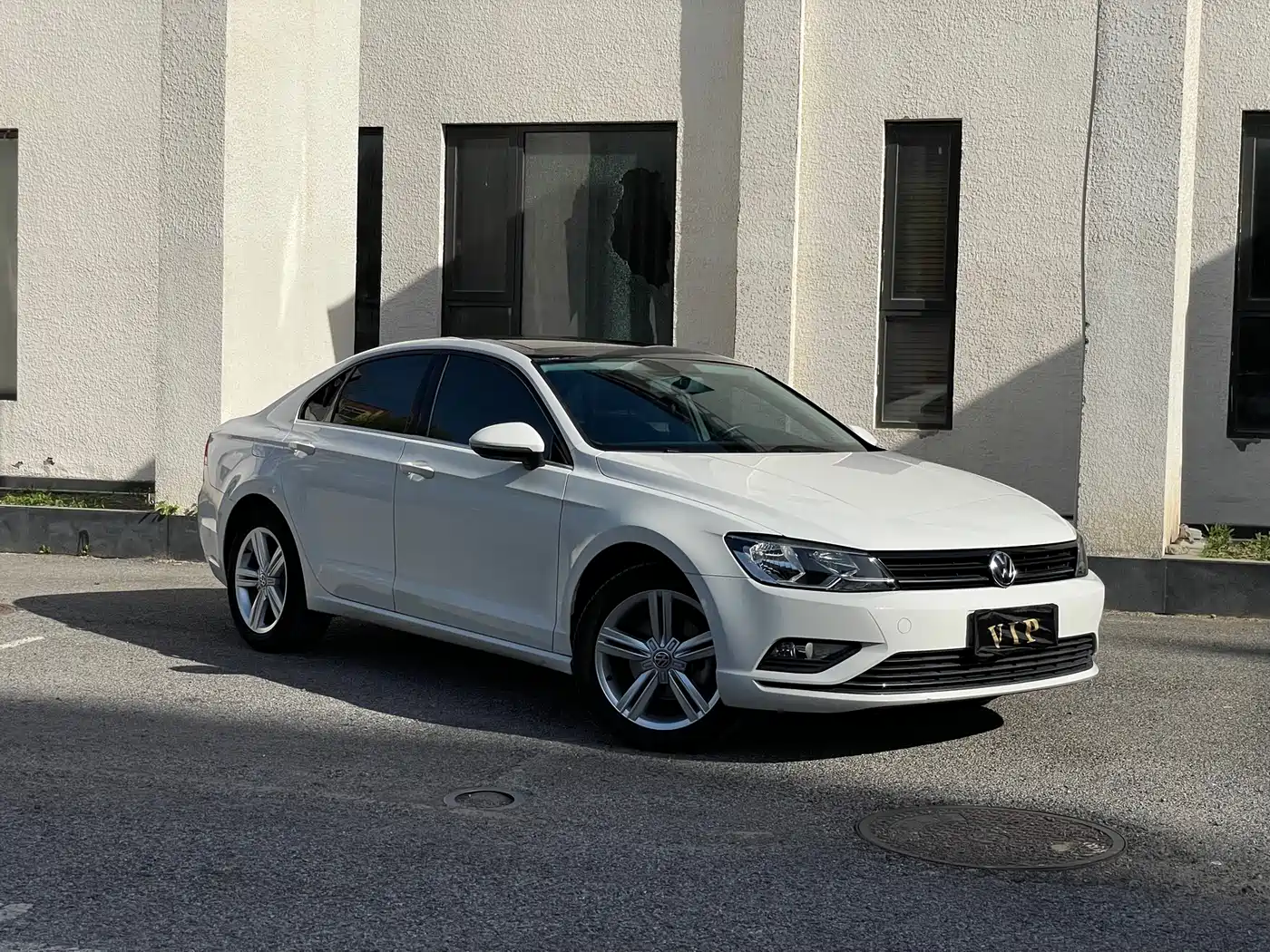Volkswagen Lamando 2017 280TSI DSG Comfort Edition фото 3