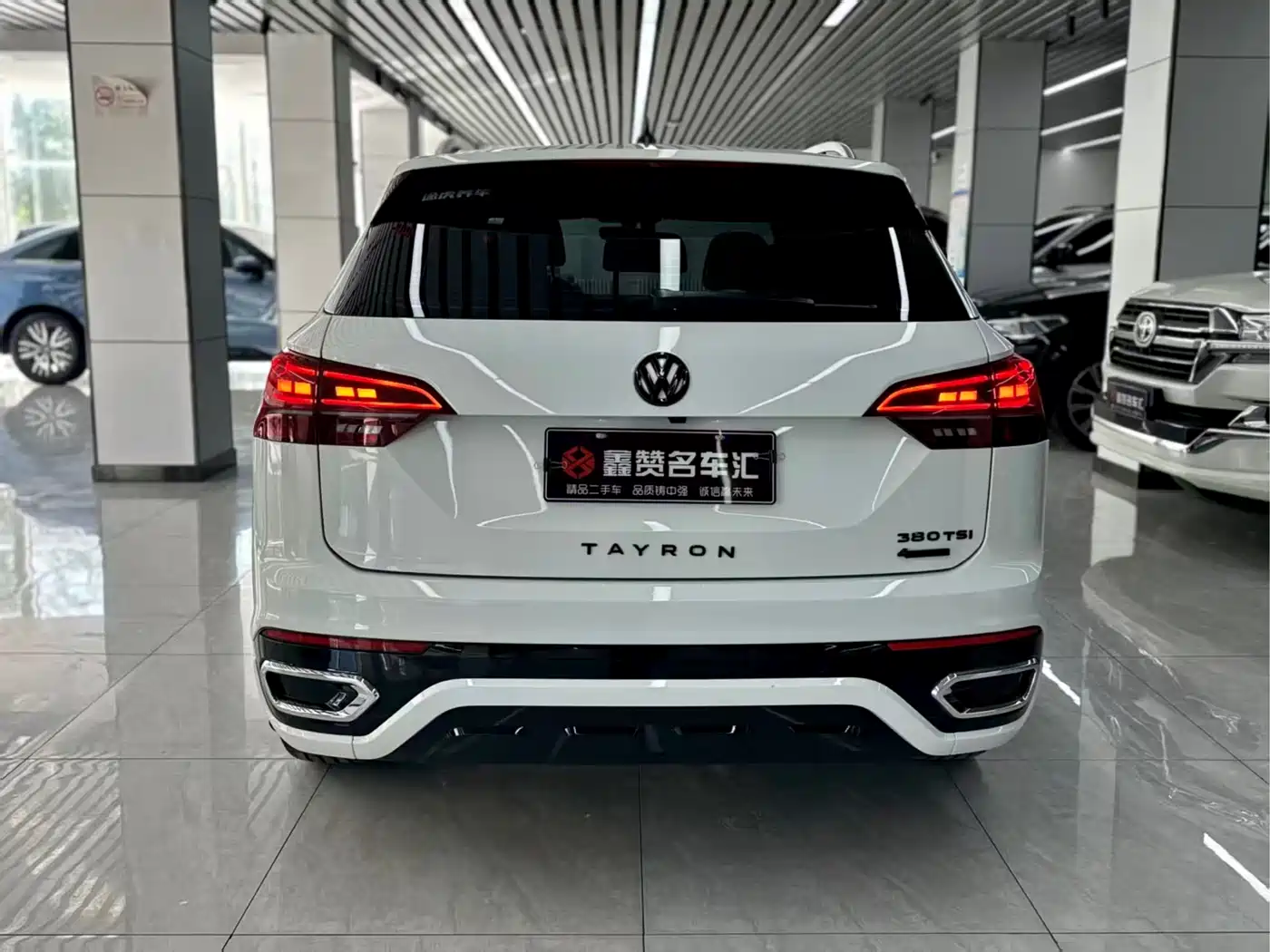 Volkswagen Tayron 2022 380TSI 4WD R-Line Smart Connect Edition фото 6