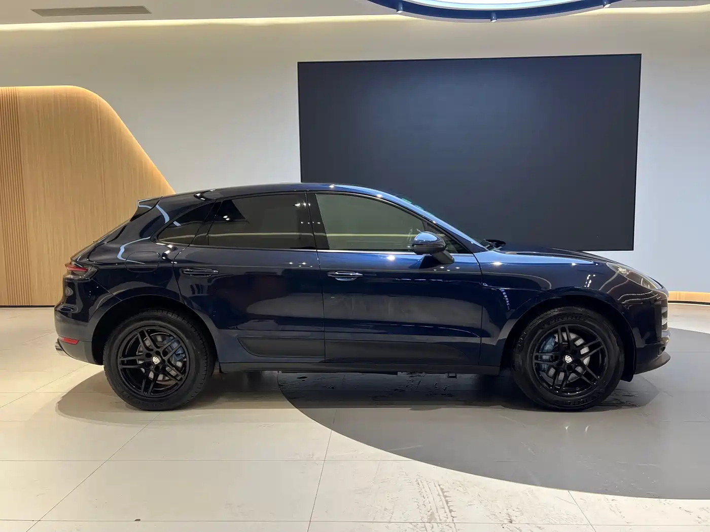 Porsche Macan 2018 Macan 2.0T фото 4