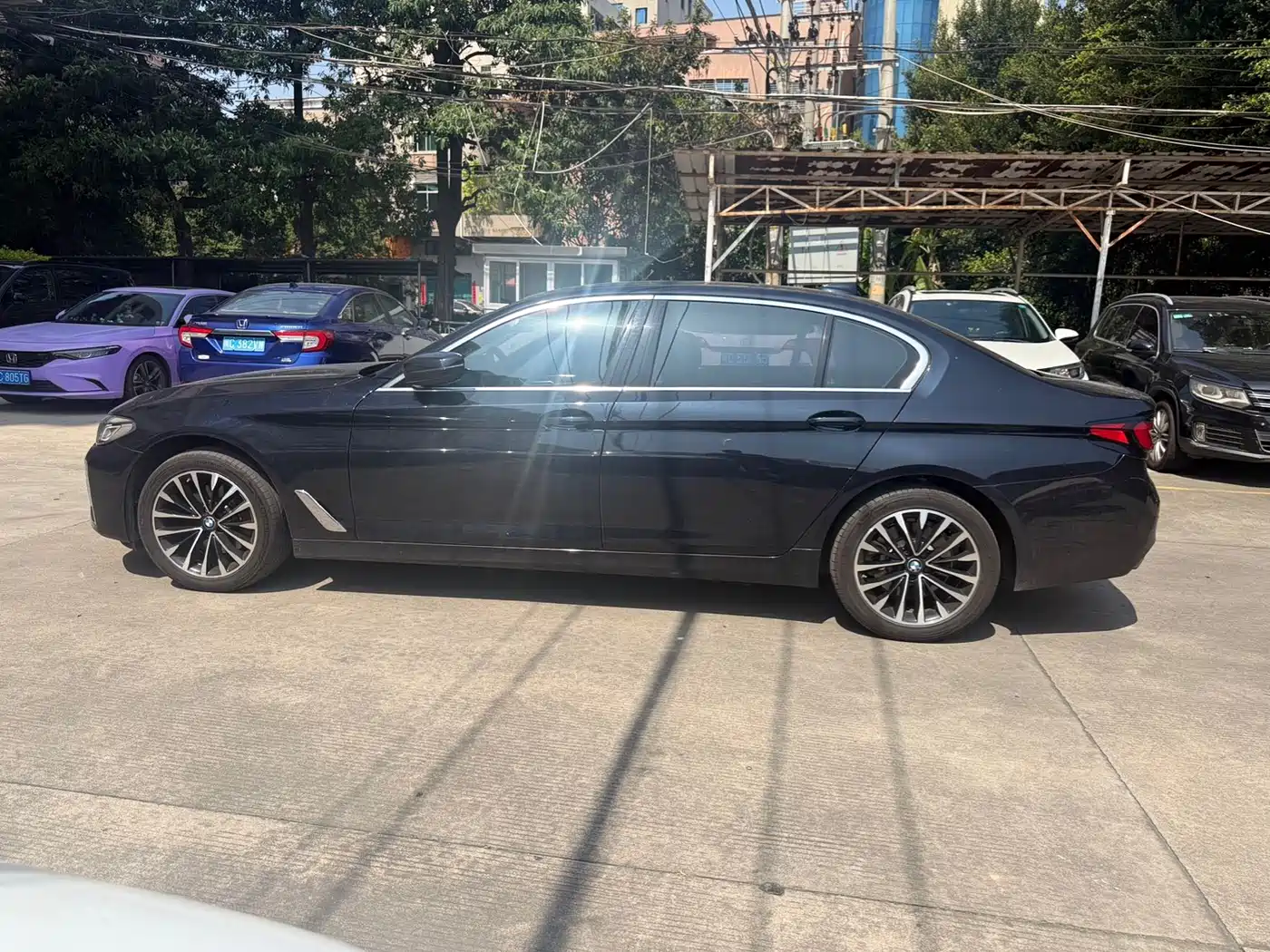 BMW 5 Series 2022 525Li Luxury Package фото 4