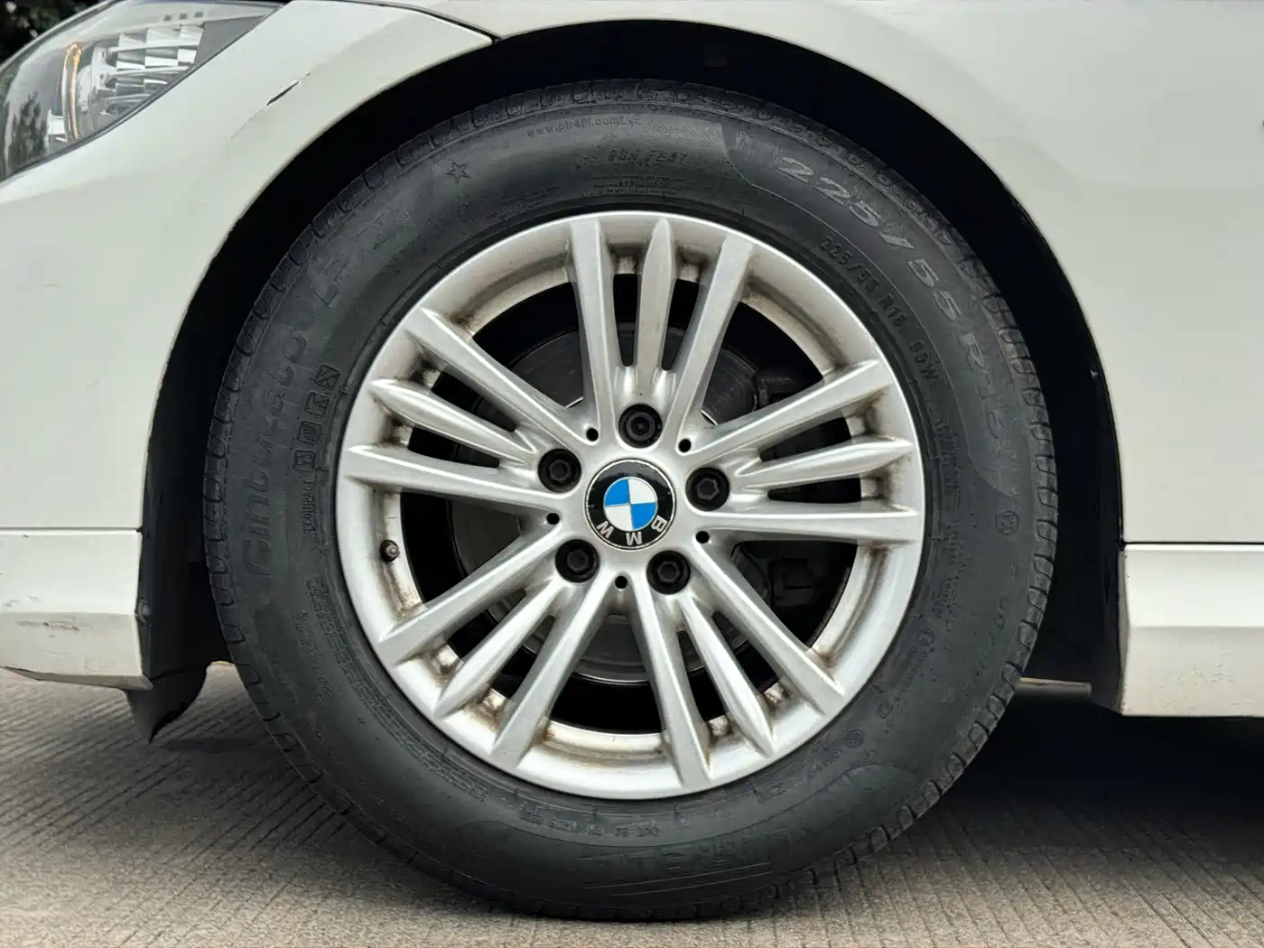 BMW 3 Series (Import) 2010 320i Luxury фото 6