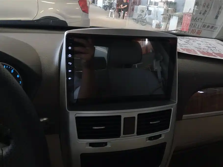 Buick Excelle 2015 1.5L Automatic Classic фото 13