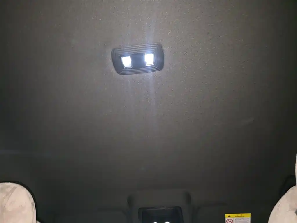 BYD Qin PLUS 2024 Glory Edition DM-i 55KM Leading фото 18