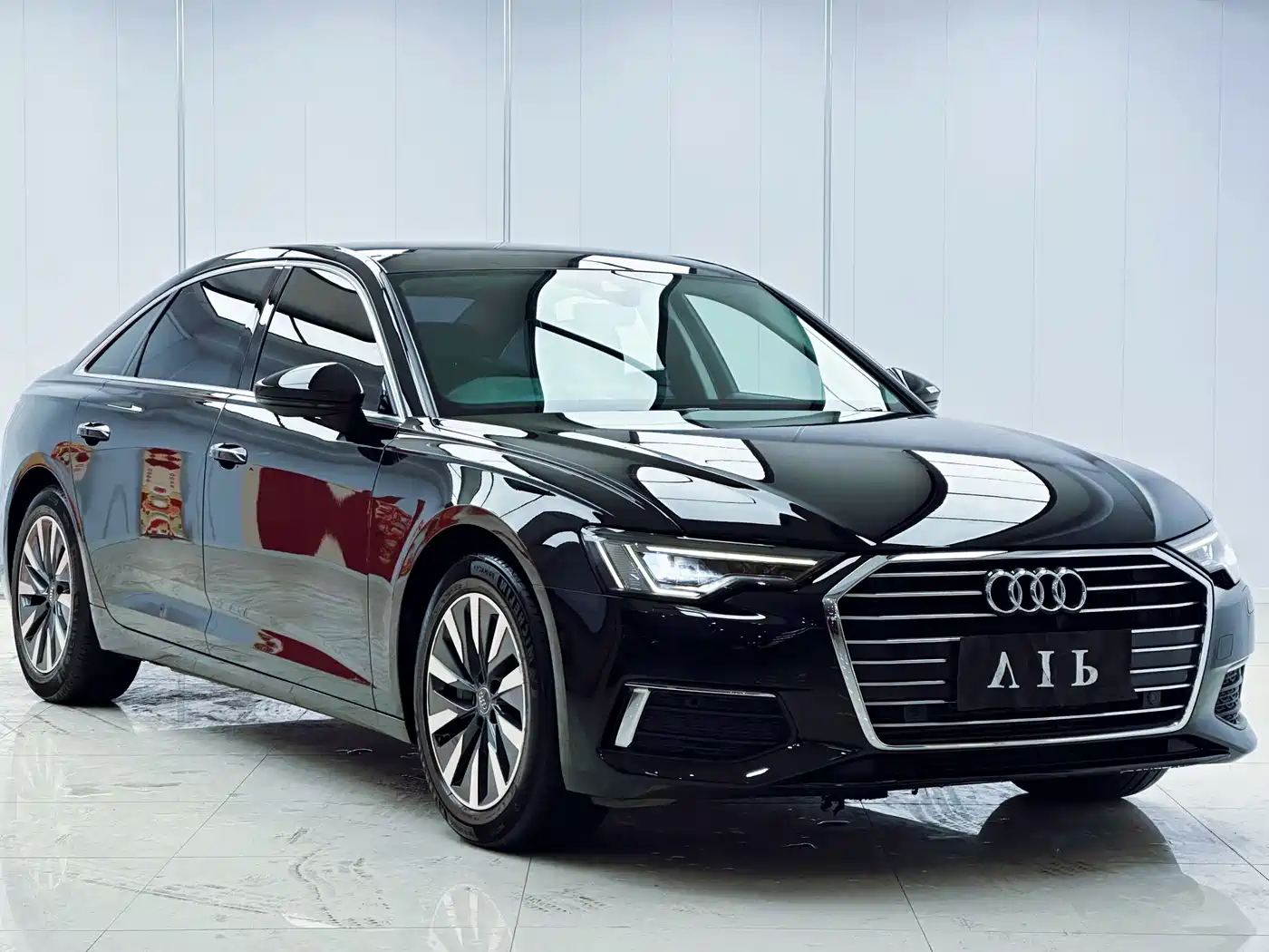 Audi A8 2019 Plus A8L 50 TFSI quattro Comfort фото 3