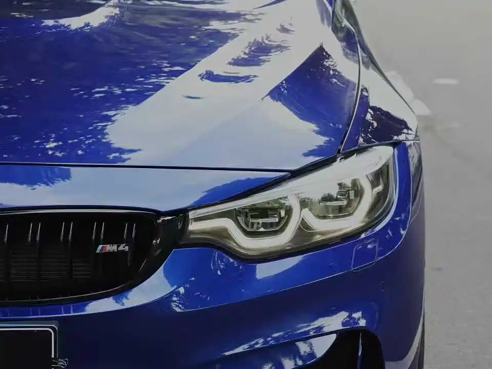 Photo 5 - BMW M4