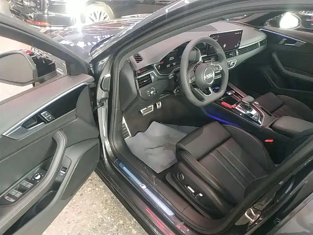 Audi A4L 2024 40 TFSI Luxury Dynamic фото 12
