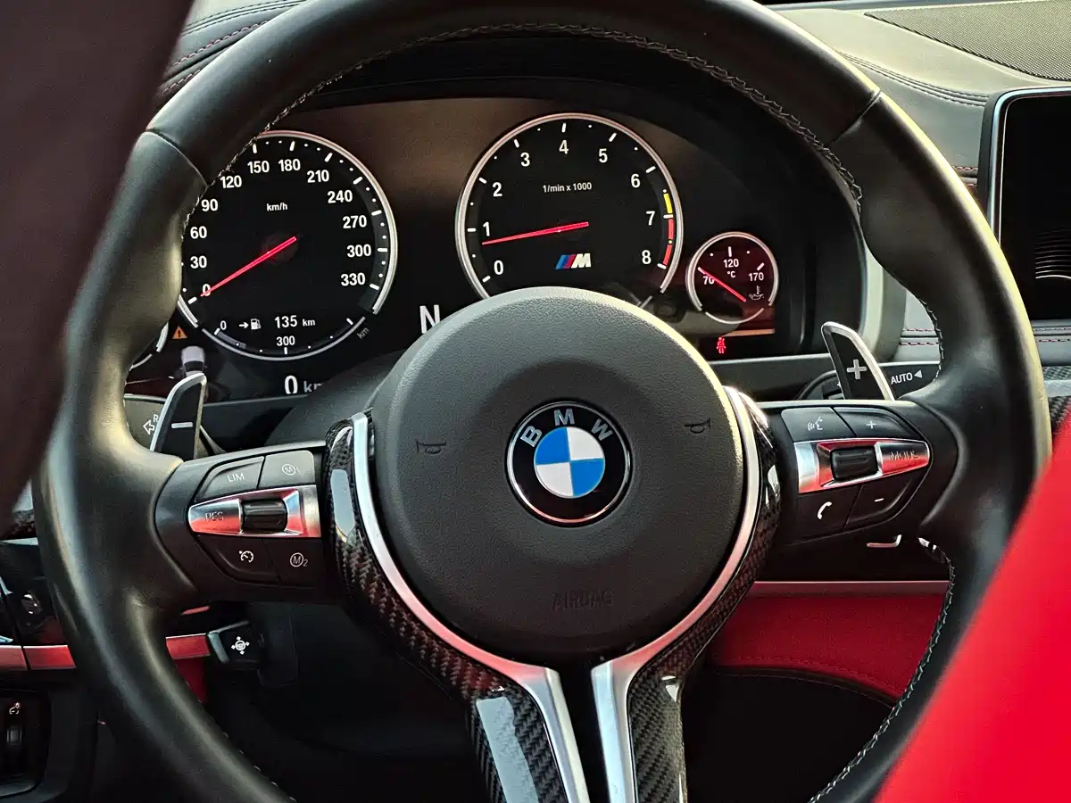 BMW X6 M 2015 X6 M фото 3