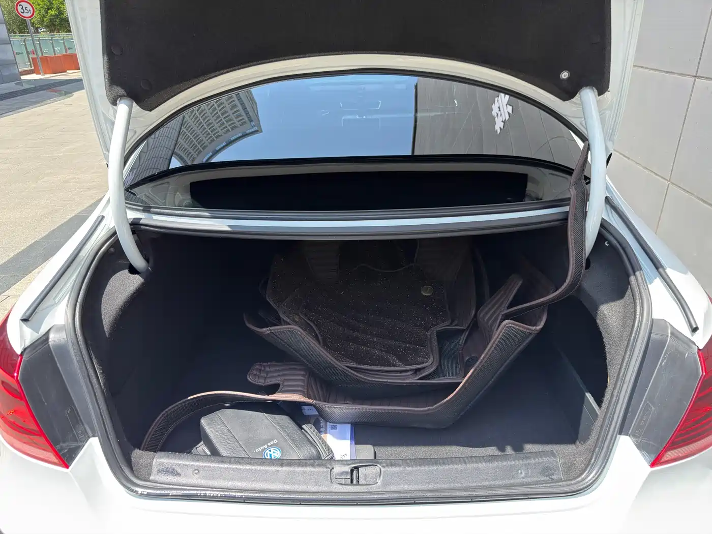 Volkswagen FAW-Volkswagen CC 2018 2.0TSI Luxury фото 25