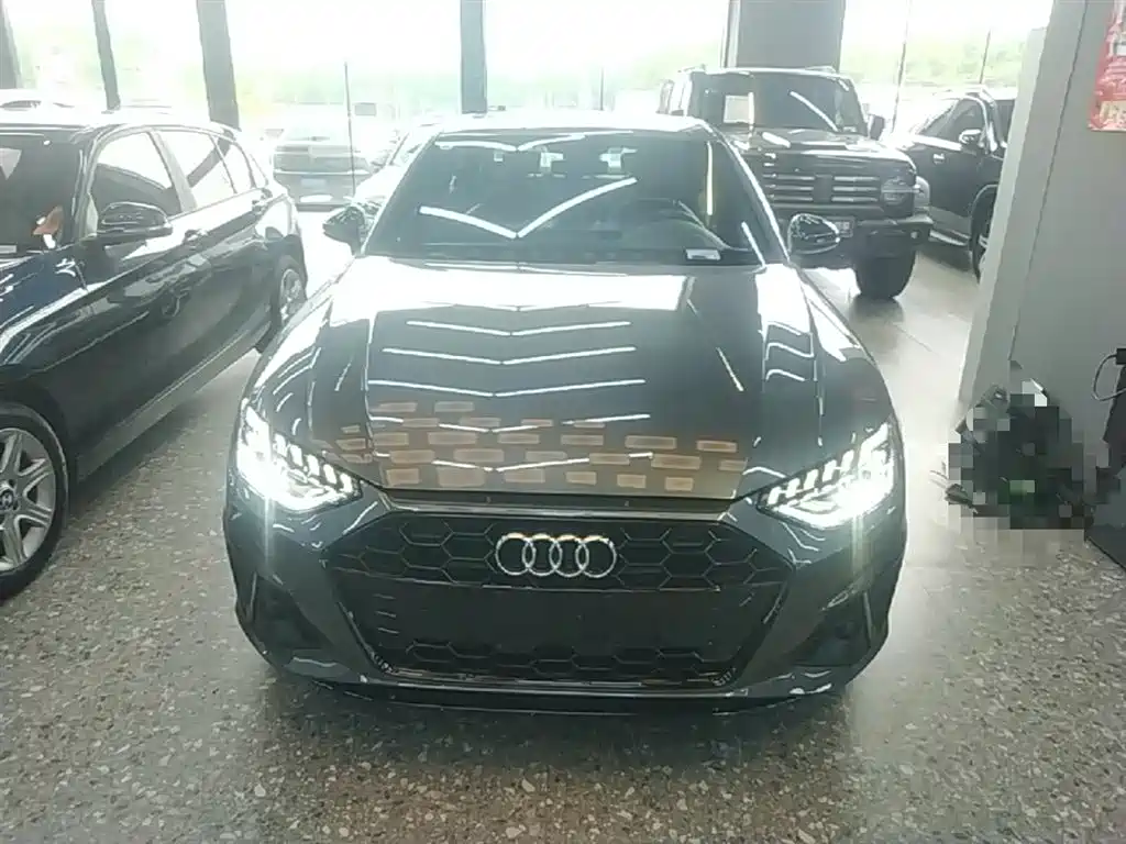 Audi A4L 2024 40 TFSI Luxury Dynamic фото 3