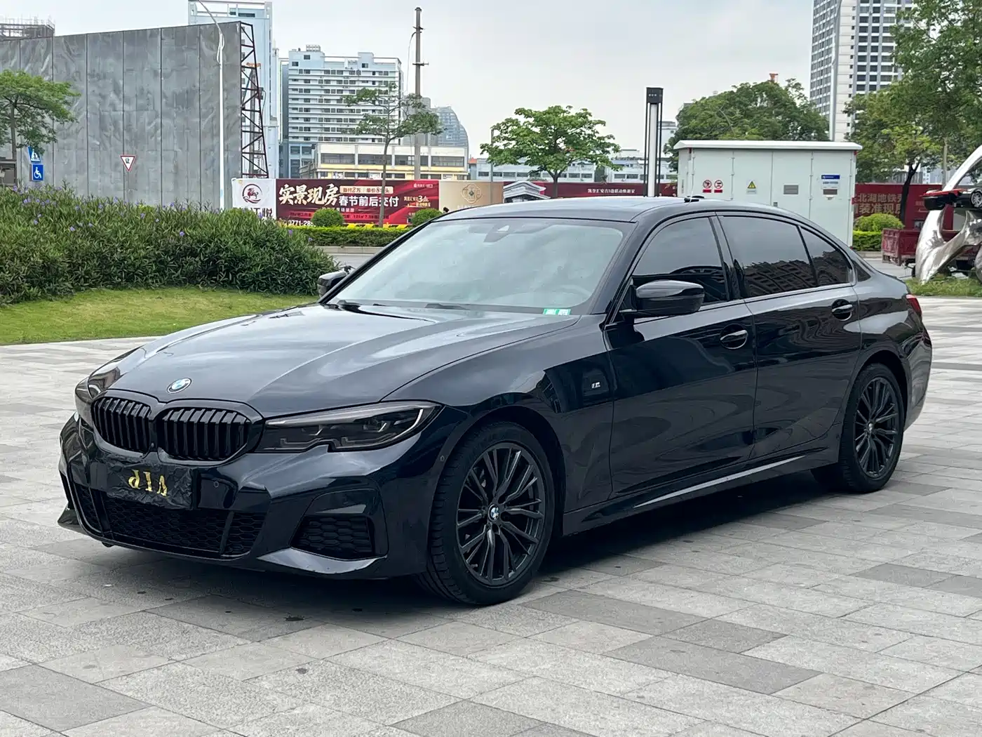 BMW 3 Series 2020 325Li M Sport Black Night Package
