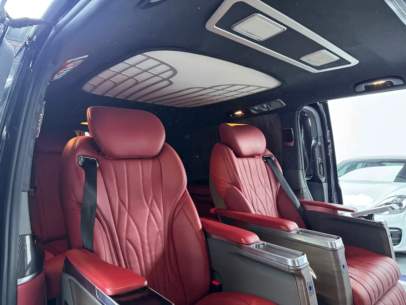 Mercedes-Benz Vito 2021 2.0T Business Edition 7-seater фото 19