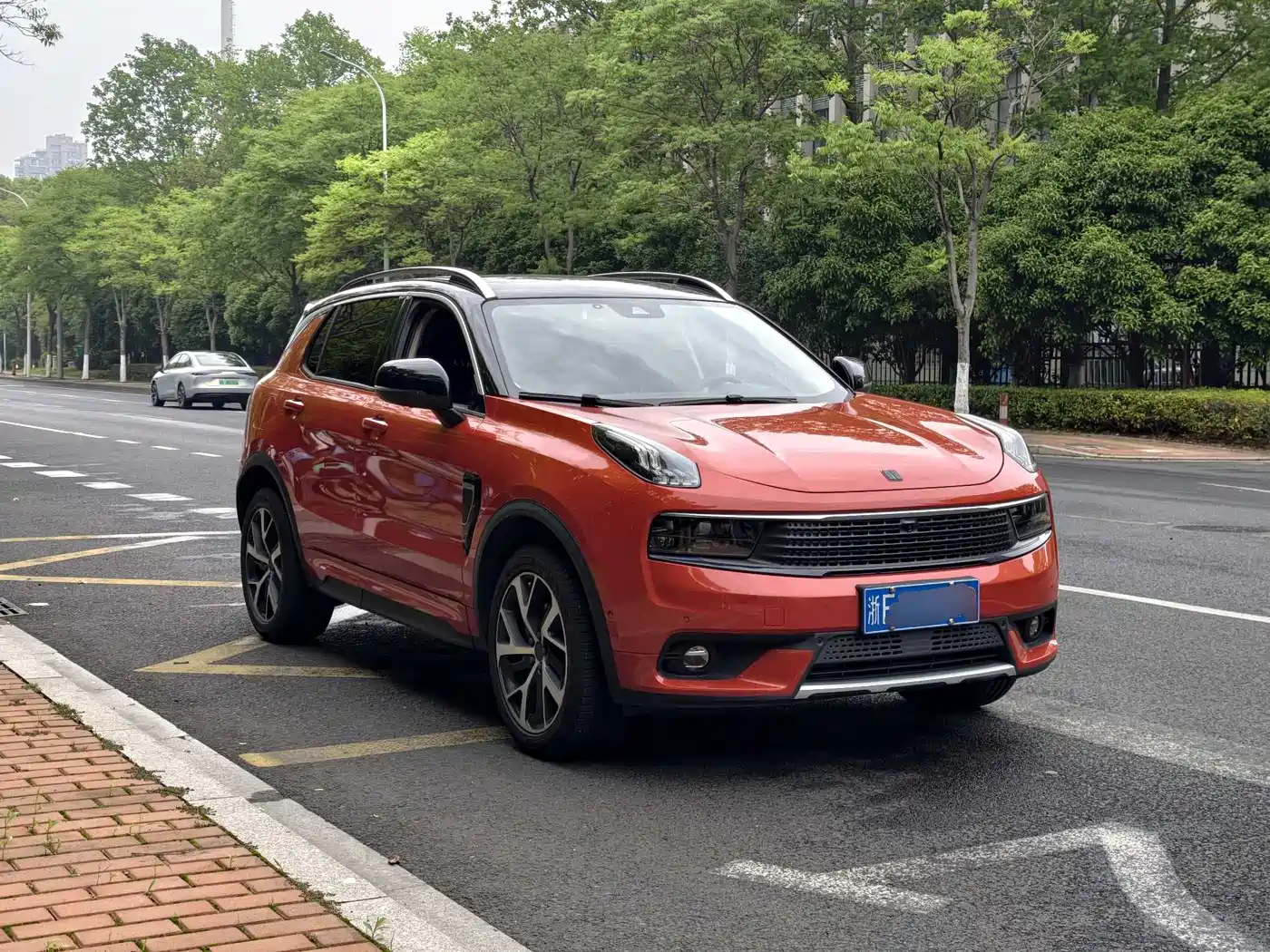 Lynk & Co 01 2017 2.0T AWD Pro фото 3