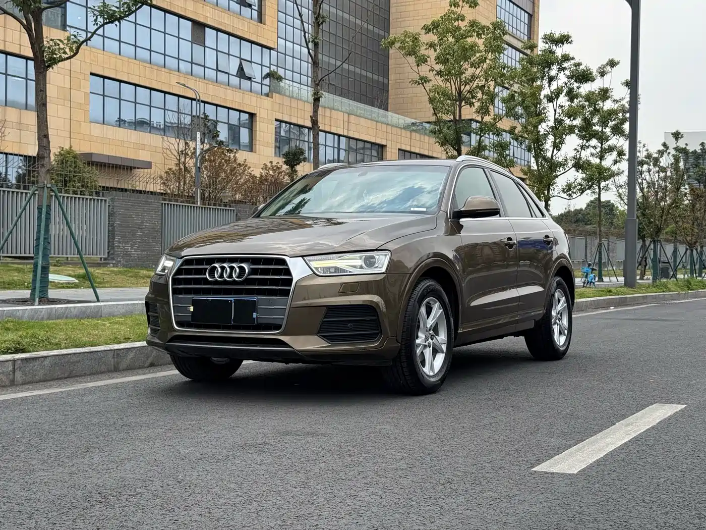 Audi Q3 2016 30 TFSI Fashion