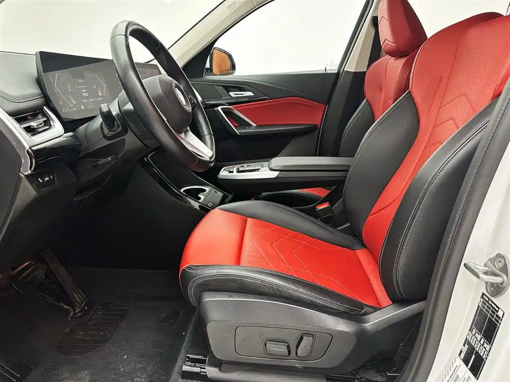 BMW X1 2023 sDrive20Li X Design Package фото 19