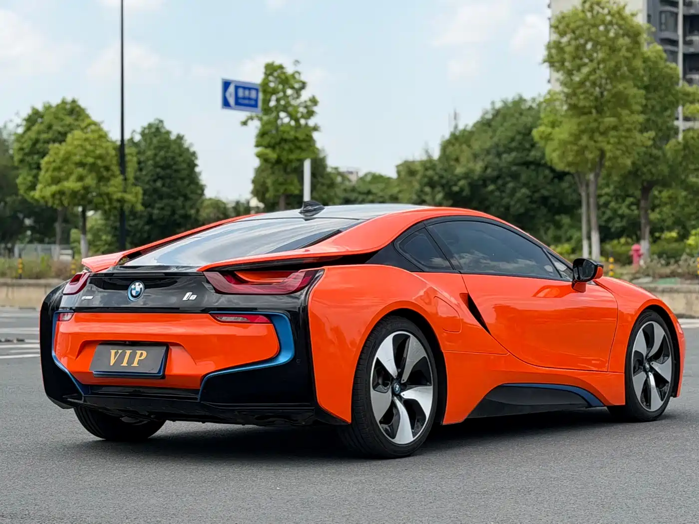 BMW i8 2014 Standard фото 5