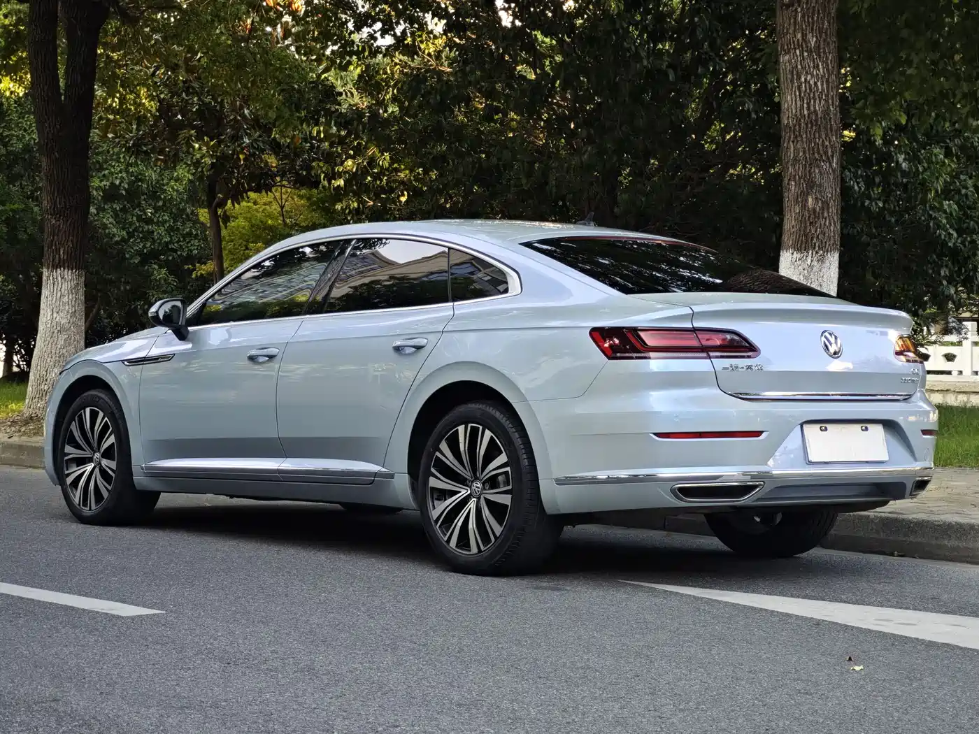 Volkswagen FAW-Volkswagen CC 2020 330TSI Glamour Version China VI фото 18