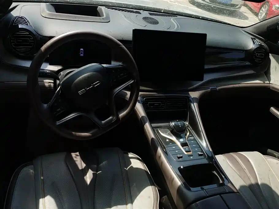 BYD Frigate 07 2023 DM-i 100KM Flagship фото 12