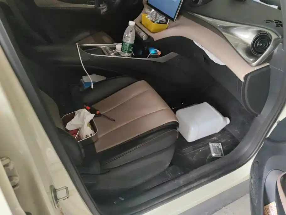 Фото 8 - BYD Dolphin
