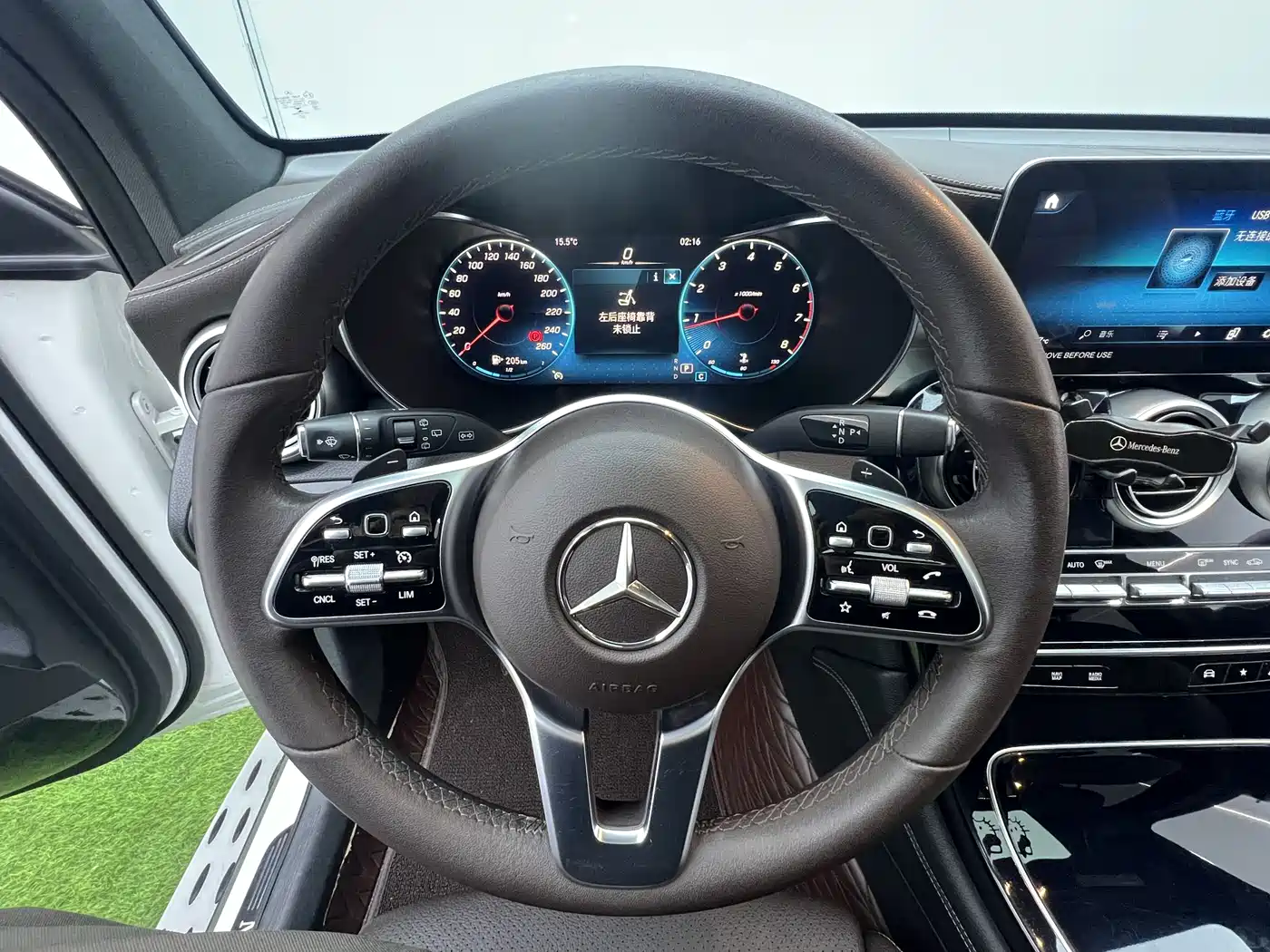 Mercedes-Benz GLC 2022 Facelift GLC 260 L 4MATIC Dynamic фото 16