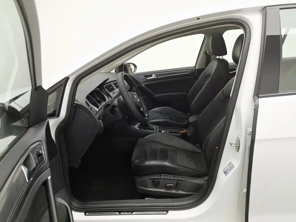 Volkswagen Golf 2018 230TSI Automatic Luxury 10