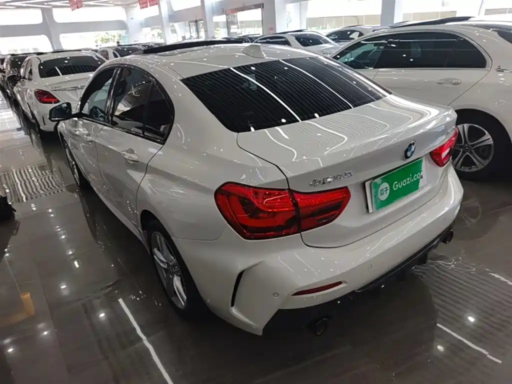 BMW 1 Series 2021 Facelift 120i M Sport Shadow Edition фото 5