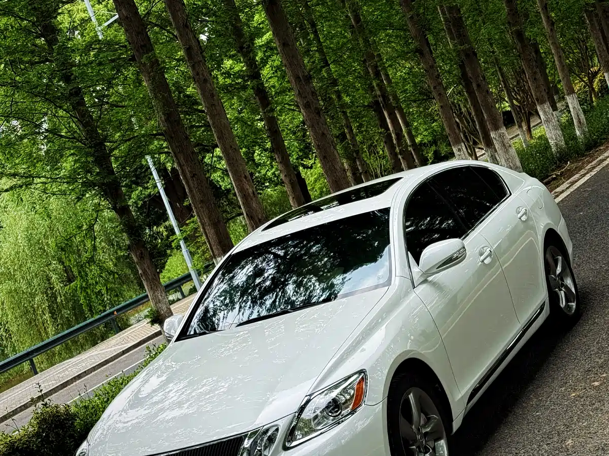 Lexus GS 2008 460 фото 12