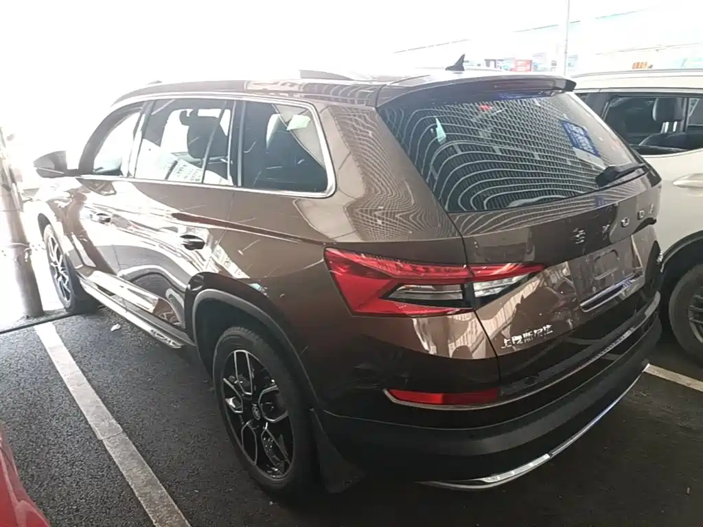 Škoda Kodiaq 2019 Facelift TSI330 7-Seater 2WD Luxury Premium Edition China VI фото 5