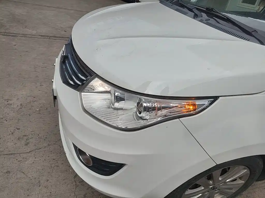 Cowin Kaiyi C3 2016 2015 1.5L AMT Gold Diamond Edition