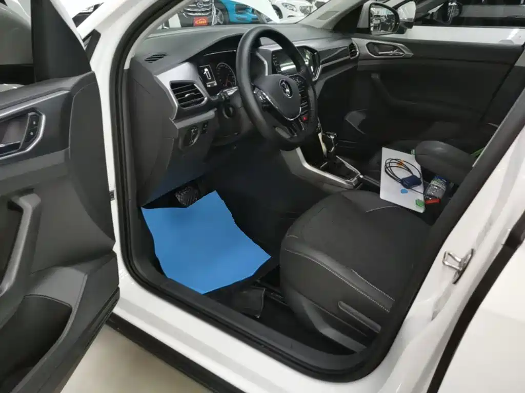 VOLKSWAGEN TU KAI
