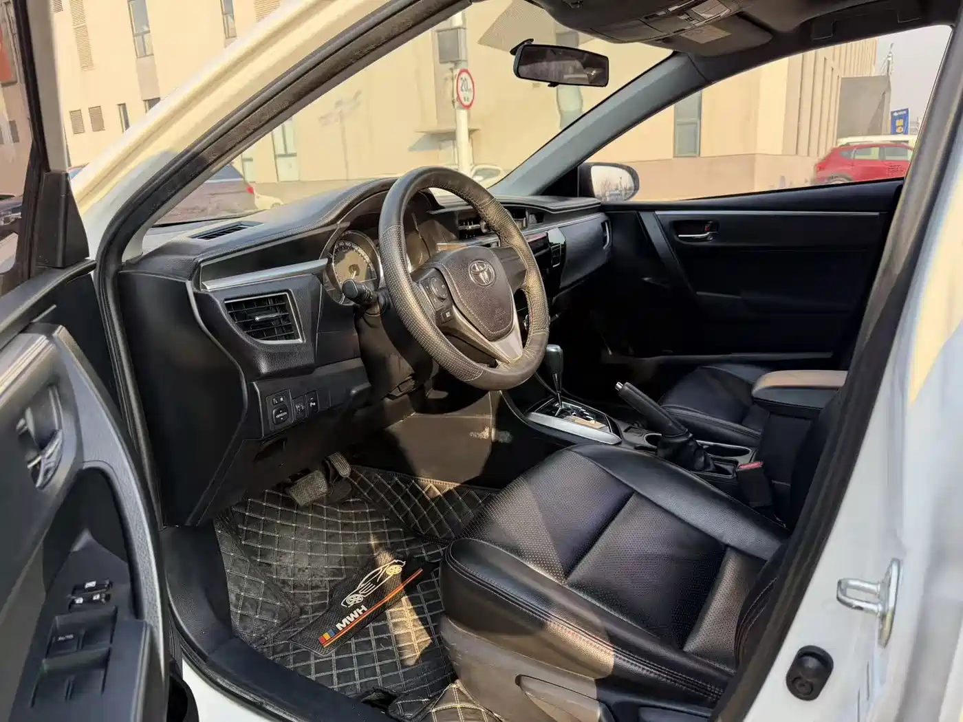 Toyota Levin 2016 1.6G CVT Elite Edition фото 4