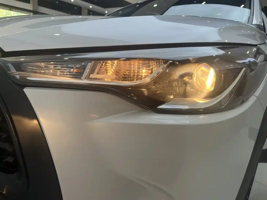 Toyota Corolla Cross 2023 2.0L Pioneer Edition фото 5