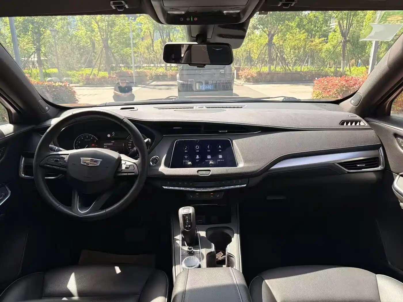 Cadillac XT4 2018 Model 28T 4WD Leading фото 22