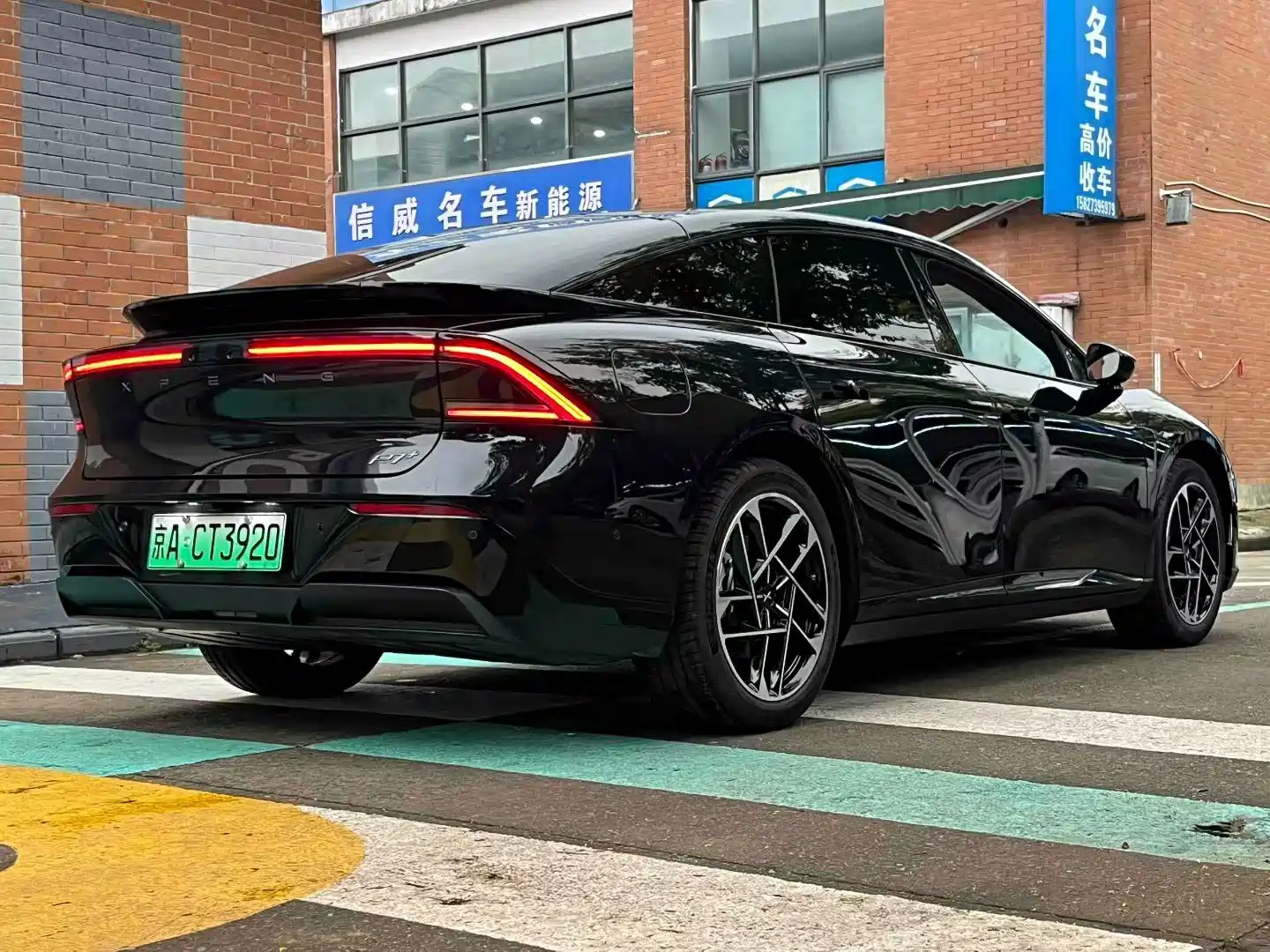 Фото 6 - XPeng P7+