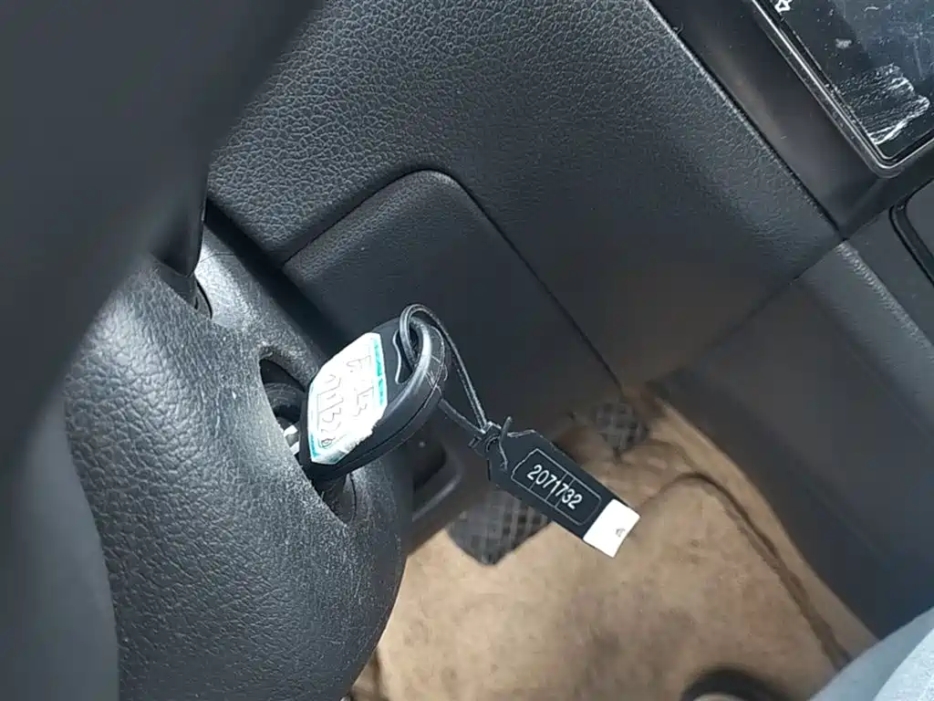 Volkswagen Polo 2018 1.5L Auto Safe Drive фото 9